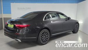 Mercedes-Benz S-Class S580L 4MATIC 2025 года из Южной Кореи