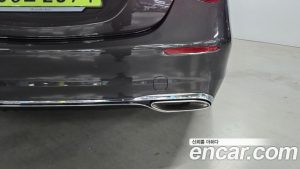 Mercedes-Benz S-Class S580L 4MATIC 2025 года из Южной Кореи