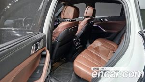 BMW X6 xDrive40i M Sport 2024 года из Южной Кореи