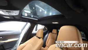 Lexus UX 2.0 2WD 2024 года из Южной Кореи