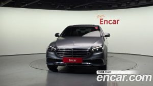 Mercedes-Benz E-Class E350 4MATIC Exclusive 2023 года из Южной Кореи
