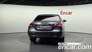 Mercedes-Benz E-Class E350 4MATIC Exclusive 2023 года из Южной Кореи