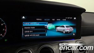 Mercedes-Benz E-Class E350 4MATIC Exclusive 2023 года из Южной Кореи