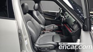 Mini Countryman JCW COMFORT PACK 2023 года из Южной Кореи