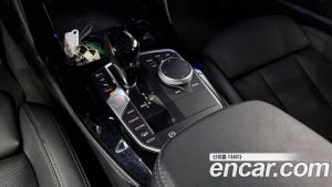 BMW X4 xDrive20i xLine 2023 года из Южной Кореи