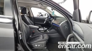 BMW X4 xDrive20i xLine 2023 года из Южной Кореи