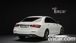 Mercedes-Benz E-Class E250 AMG Line 2023 года из Южной Кореи