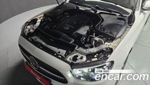 Mercedes-Benz E-Class E250 AMG Line 2023 года из Южной Кореи