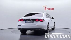 Mercedes-Benz E-Class E220d 4MATIC Exclusive 2024 года из Южной Кореи