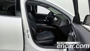 Mercedes-Benz E-Class E220d 4MATIC Exclusive 2024 года из Южной Кореи