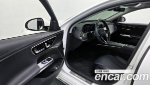 Mercedes-Benz E-Class E220d 4MATIC Exclusive 2024 года из Южной Кореи