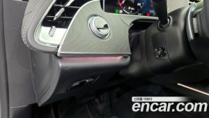 Mercedes-Benz E-Class E220d 4MATIC Exclusive 2024 года из Южной Кореи