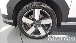 Hyundai Santafe Бензин 2.5T 2WD 2024 года из Южной Кореи