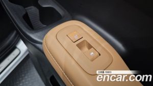 Hyundai Santafe Бензин 2.5T 2WD 2024 года из Южной Кореи