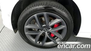 Land Rover Range Rover Sport D300 HSE Dynamic 2023 года из Южной Кореи