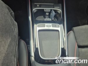Mercedes-Benz GLA-Class GLA45 AMG 4MATIC+ 2025 года из Южной Кореи