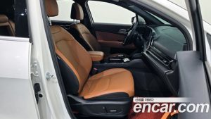 Kia Sportage Бензин 1.6 Turbo 2WD 2024 года из Южной Кореи