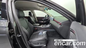 Genesis GV70 2.5T Бензин AWD 2025 года из Южной Кореи