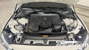 Mercedes-Benz E-Class E300 4MATIC Exclusive 2025 года из Южной Кореи