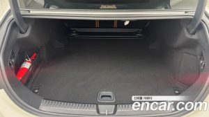 Mercedes-Benz E-Class E300 4MATIC Exclusive 2025 года из Южной Кореи