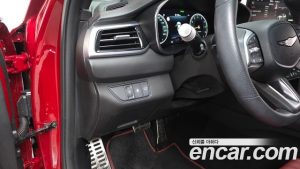 Genesis G70 Бензин 2.5T 2WD 2024 года из Южной Кореи