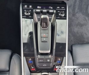 Porsche 911 CARRERA 4 GTS 2022 года из Южной Кореи