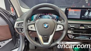 BMW 5-Series 530i xDrive Luxury 2023 года из Южной Кореи