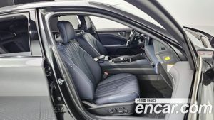 Kia K8 Signature Black 2025 года из Южной Кореи