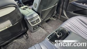 Kia K8 Signature Black 2025 года из Южной Кореи