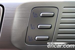 Hyundai Santafe Бензин 2.5T 2WD 2025 года из Южной Кореи