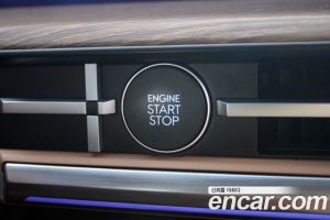 Hyundai Santafe Бензин 2.5T 2WD 2025 года из Южной Кореи