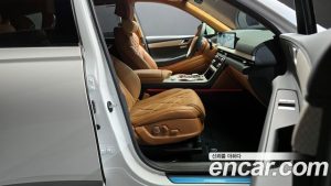 Genesis GV80 2.5T Бензин AWD 2024 года из Южной Кореи