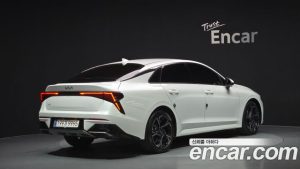 Kia K5 2.0 2024 года из Южной Кореи
