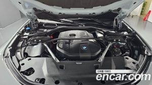 BMW 7-Series 740i sDrive M Sport 2023 года из Южной Кореи