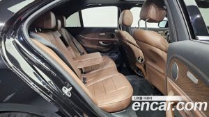 Mercedes-Benz E-Class E250 Exclusive 2023 года из Южной Кореи