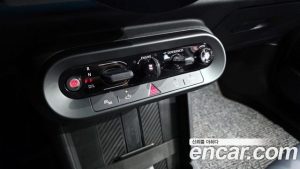 Mini Cooper 5Door Favoured 2025 года из Южной Кореи