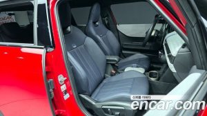 Mini Cooper 5Door Favoured 2025 года из Южной Кореи