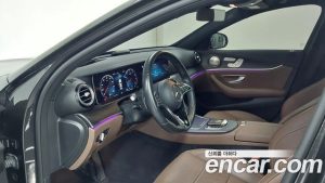 Mercedes-Benz E-Class E250 AMG Line 2023 года из Южной Кореи