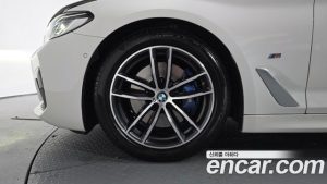 BMW 5-Series 520i M Sport 2023 года из Южной Кореи