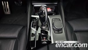 BMW 5-Series 520i M Sport 2023 года из Южной Кореи
