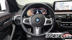 BMW 5-Series 520i M Sport 2023 года из Южной Кореи
