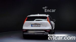 Kia Niro Signature 2025 года из Южной Кореи