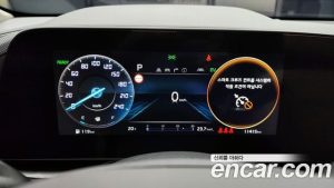 Kia Niro Signature 2025 года из Южной Кореи