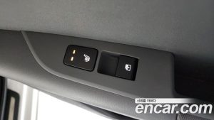 Kia Niro Signature 2025 года из Южной Кореи