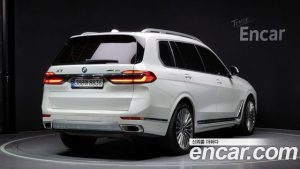 BMW X7 xDrive 40i Design Pure Excellence 6 2024 года из Южной Кореи