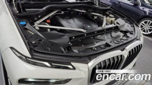 BMW X7 xDrive 40i Design Pure Excellence 6 2024 года из Южной Кореи
