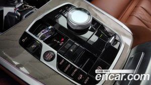 BMW X7 xDrive 40i Design Pure Excellence 6 2024 года из Южной Кореи