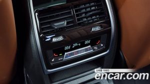 BMW X7 xDrive 40i Design Pure Excellence 6 2024 года из Южной Кореи