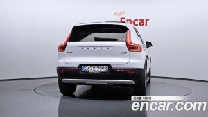 Volvo XC40 B4 ULTIMATE Bright 2023 года из Южной Кореи