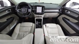 Volvo XC40 B4 ULTIMATE Bright 2023 года из Южной Кореи